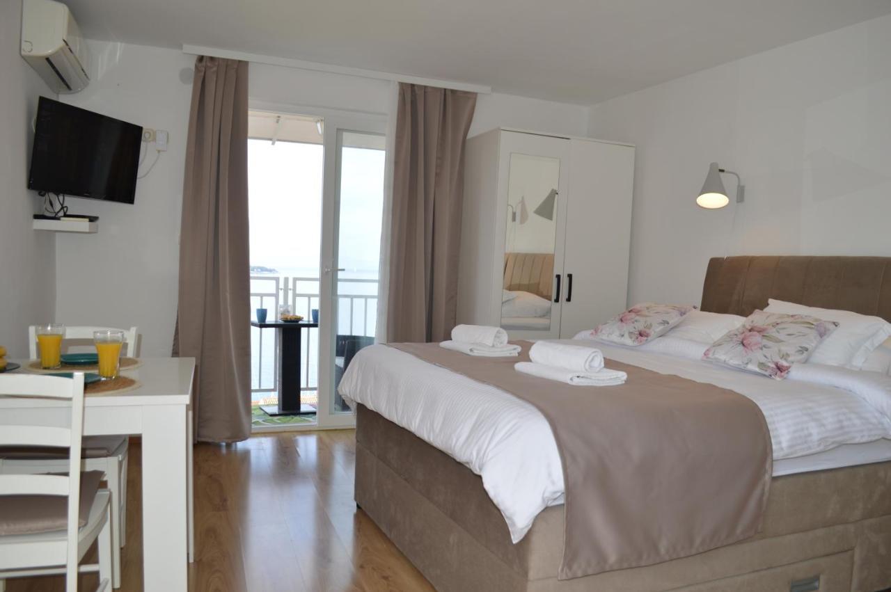 Apartmani Luan Vis Eksteriør bilde