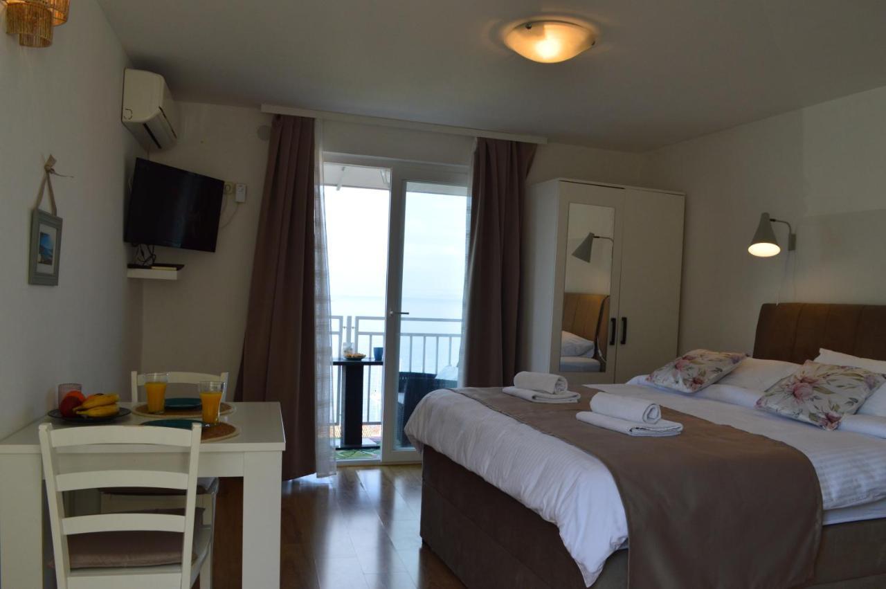 Apartmani Luan Vis Eksteriør bilde